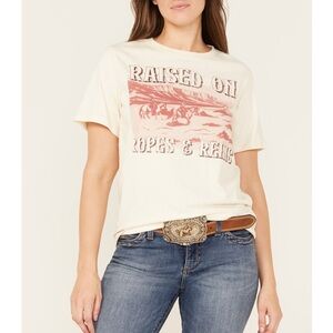 NWT Women’s Shyanne Raised on Ropes and Reins Graphic Tee T-Shirt Size M
